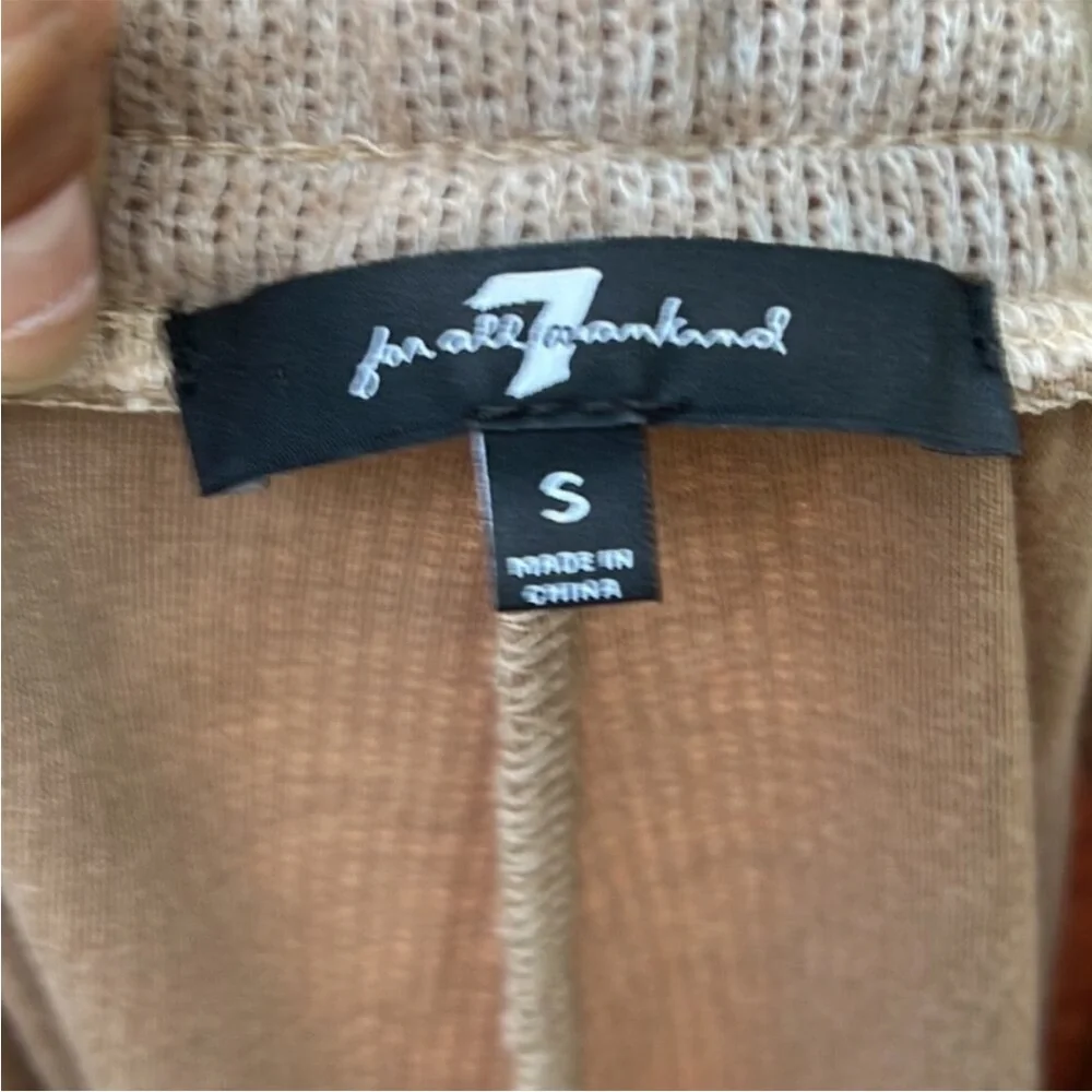 7 For All Mankind Wide-Leg Knit Drawstring Pants in Light Tan/Cream - Picture 5 of 9